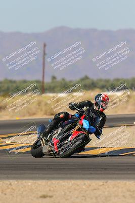 media/Nov-06-2023-Moto Forza (Mon) [[ce023d0744]]/4-Beginner Group/Session 3 (Turn 16)/